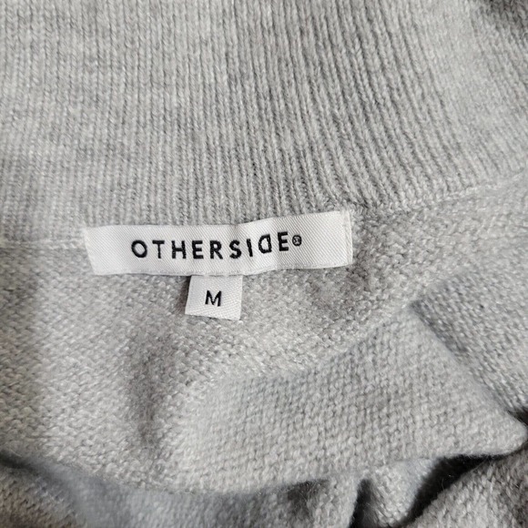 (V65) Otherside Long Sleeve Pullover Sweater Button Shoulder Details Women's Med - Picture 5 of 7